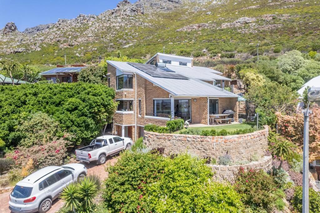 Apartment Multi-level Mountain Side In Lakeside *